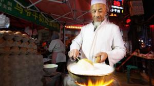 Muslim Chinese Street Food Tour in Islamic China - BEST Halal Food and Islam Food in China