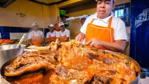 The Ultimate MEXICAN STREET FOOD TACOS Tour of Mexico City! (ft. La Ruta de la Garnacha)